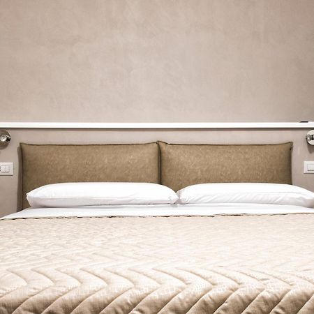 Dimora Flegrea Room & Breakfast Pozzuoli Exterior photo