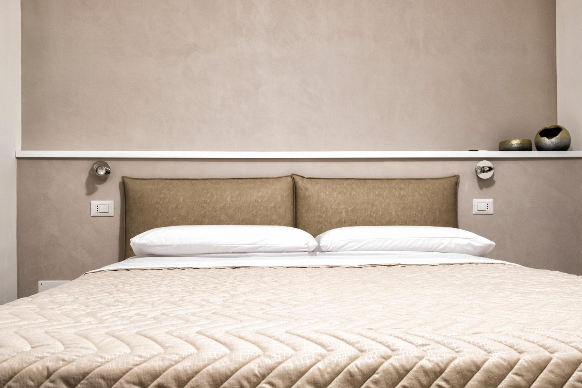 Dimora Flegrea Room & Breakfast Pozzuoli Exterior photo