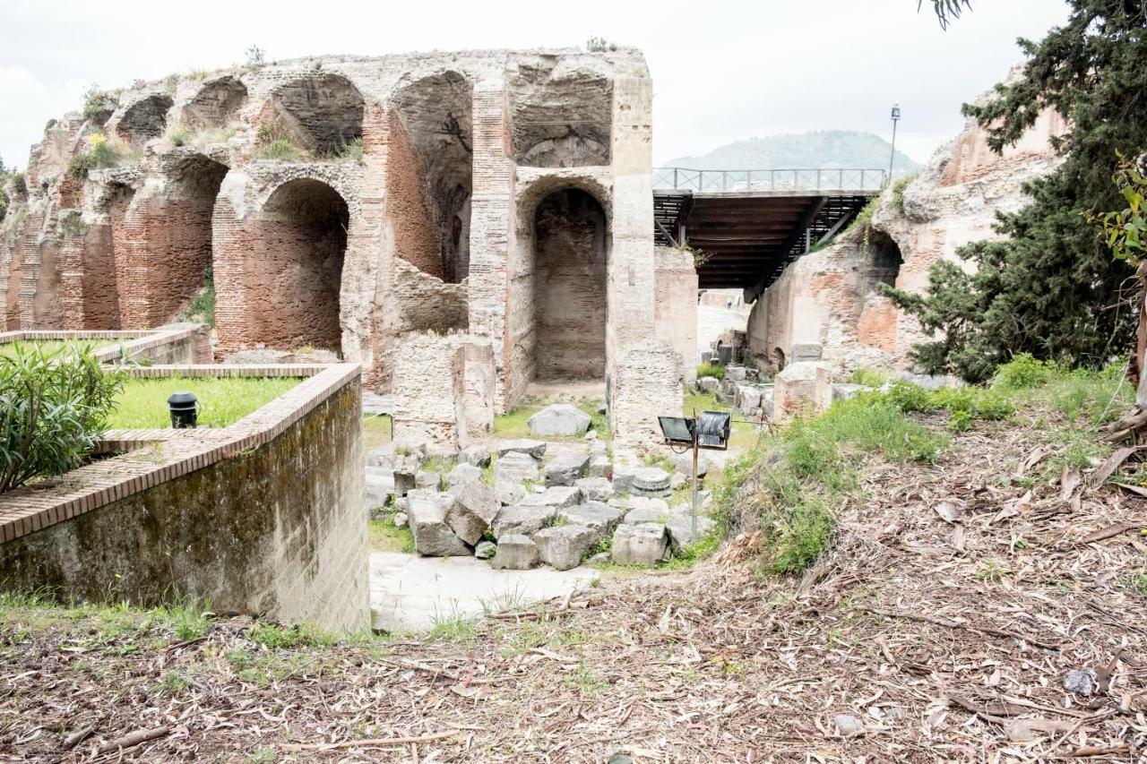 Dimora Flegrea Room & Breakfast Pozzuoli Exterior photo