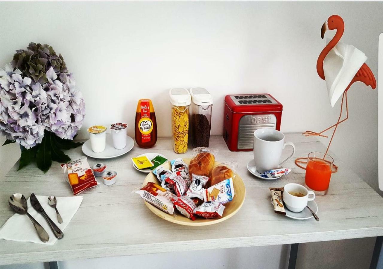 Dimora Flegrea Room & Breakfast Pozzuoli Exterior photo